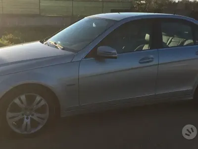 Usata Mercedes C220 170 CV (125 kW) 2010 Grigio Berlina