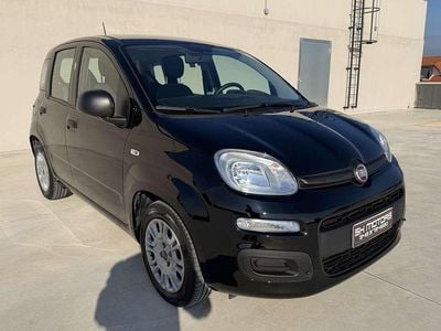Begagnad Fiat Panda S 69 HK (50 kW) 2021 Svart Halvkombi