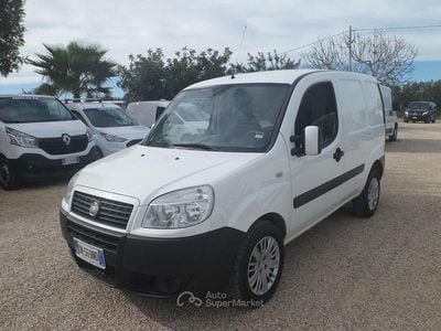 Usata Fiat Doblò 105 CV (77 kW) 2009 Bianco Monovolume