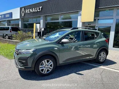 Usata Dacia Sandero Expression 91 CV (66 kW) 2023 Verde Berlina