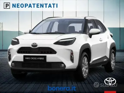 Nuova Toyota Yaris Cross Active 115 CV (84 kW) 2026 Bianco SUV
