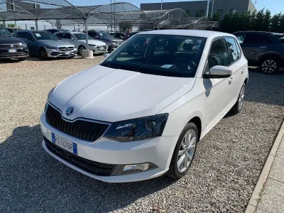 Usata Skoda Fabia Executive 90 CV (66 kW) 2018 Bianco Berlina