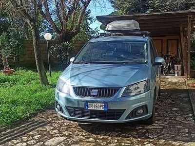 Usata Seat Alhambra Style 140 CV (102 kW) 2011 Blu/azzurro Monovolume