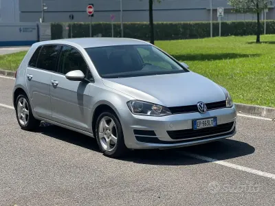 Usata VW Golf VII Comfortline 105 CV (77 kW) 2013 Grigio Berlina