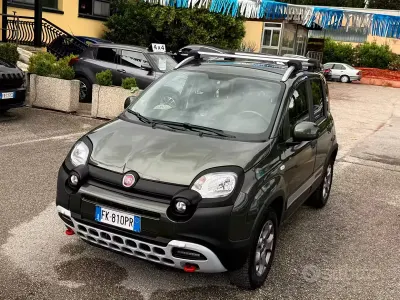 Usata Fiat Panda Cross Cross 95 CV (69 kW) 2017 Verde Utilitaria