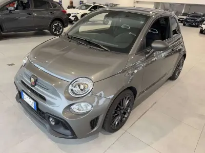 Usata Abarth 595 165 CV (121 kW) 2023 Grigio Utilitaria