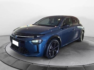 Usata Lancia Ypsilon 110 CV (80 kW) 2024 Blu Utilitaria