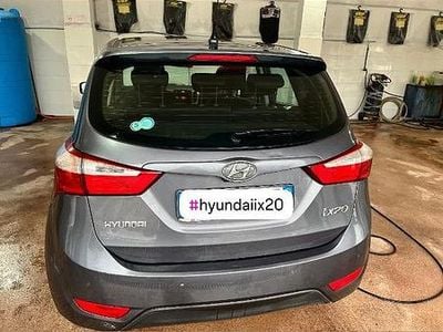 Usata Hyundai ix20 Xpossible 90 CV (66 kW) 2015 Grigio Utilitaria
