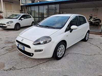 Usata Fiat Punto 69 CV (50 kW) 2012 Berlina
