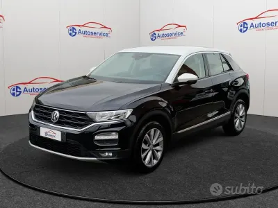 Usata VW T-Roc Advance 116 CV (85 kW) 2019 Nero SUV