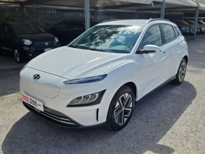 Usata Hyundai Kona 100 kW (136 CV) 2021 Bianco SUV