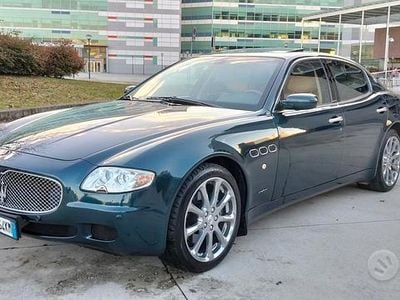 Begagnad Maserati Quattroporte GT 400 HK (294 kW) 2006 Blå Sedan