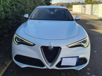 Usata Alfa Romeo Stelvio Super 190 CV (139 kW) 2019 Bianco SUV