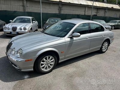 Jaguar S-Type
