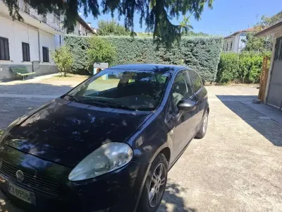 Usata Fiat Grande Punto 75 CV (55 kW) 2006 Utilitaria