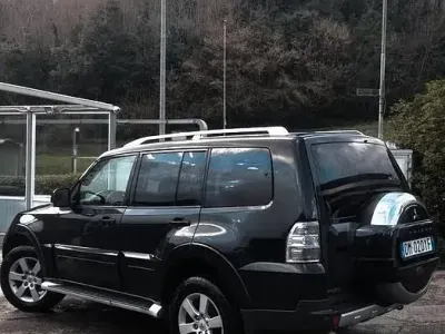 Usata Mitsubishi Pajero 160 CV (117 kW) 2008 Nero SUV