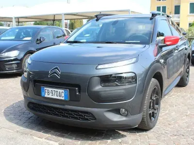 Usata Citroën C4 Shine 99 CV (72 kW) 2015 Grigio SUV