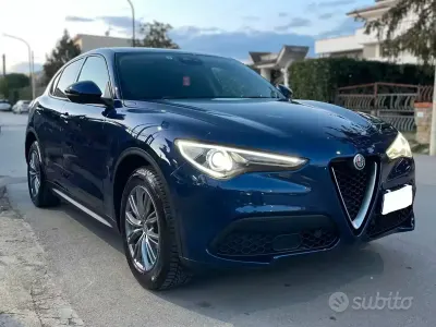 Usata Alfa Romeo Stelvio Business 160 CV (117 kW) 2019 Blu SUV