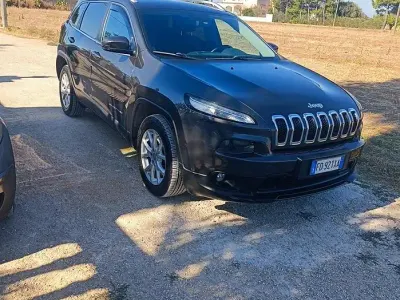 Używany Jeep Cherokee 140 KM (102 kW) 2016 Brązowy SUV
