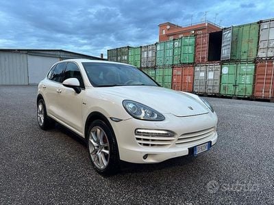 Usata Porsche Cayenne 2011 Bianco SUV