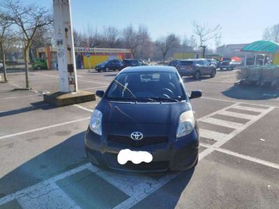 usata Toyota Yaris 5p 1.0 Sol