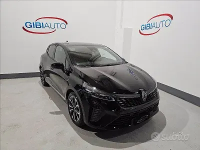 Usata Renault Clio V Techno 91 CV (66 kW) 2025 Nero Berlina