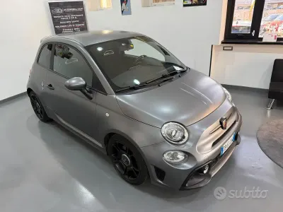 Usata Abarth 595 Pista 165 CV (121 kW) 2021 Grigio Berlina