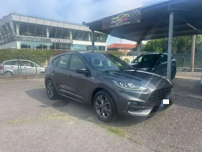 Usata Ford Kuga ST-Line 120 CV (88 kW) 2022 Grigio SUV