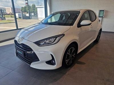 Ny Toyota Yaris Trend 116 HK (85 kW) 2026 Vit Halvkombi