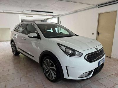 Usata Kia Niro 105 CV (77 kW) 2018 Bianco SUV