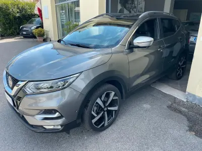 Usata Nissan Qashqai Tekna 110 CV (80 kW) 2019 Grigio SUV