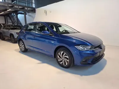 Usata VW Polo Life 95 CV (69 kW) 2025 Blu/azzurro Utilitaria