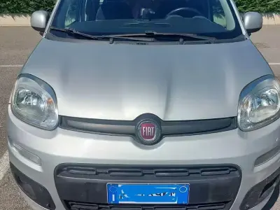 Usata Fiat Panda Lounge 69 CV (50 kW) 2018 Grigio Utilitaria