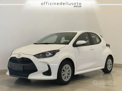 Usata Toyota Yaris Hybrid Active 92 CV (67 kW) 2025 Berlina