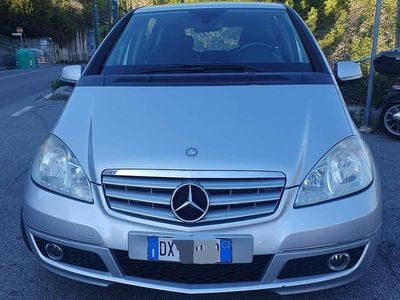 Begagnad Mercedes 180 Avantgarde 109 HK (80 kW) 2009 Silver Sedan