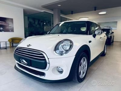Usata Mini One D Business 95 CV (69 kW) 2016 Beige Utilitaria