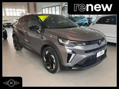 Usata Renault Captur Techno 91 CV (66 kW) 2025 Grigio scuro tetto nero SUV