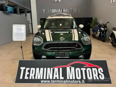 Usata Mini Cooper S Countryman 190 CV (139 kW) 2017 Verde SUV