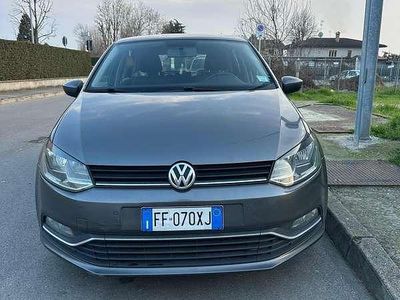 Usata VW Polo Comfortline 90 CV (66 kW) 2016 Grigio Berlina