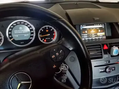 Usata Mercedes 220 170 CV (125 kW) 2007 Berlina