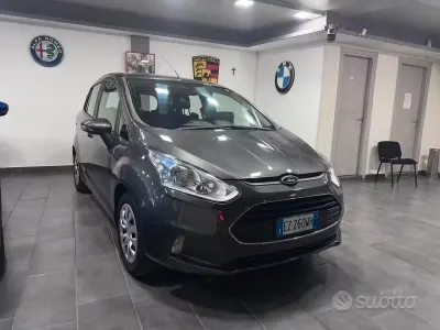 Usata Ford B-MAX Business Edition 90 CV (66 kW) 2015 Grigio Monovolume