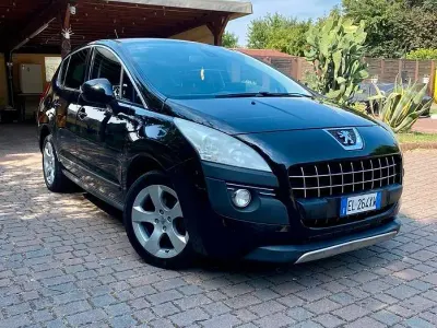 Usata Peugeot 3008 Business-Line 112 CV (82 kW) 2012 Nero Station wagon
