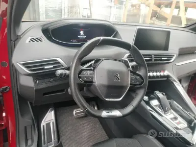 Usata Peugeot 3008 131 CV (96 kW) 2019 Rosso SUV