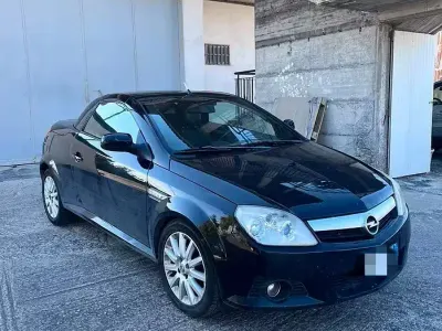 Usata Opel Tigra
