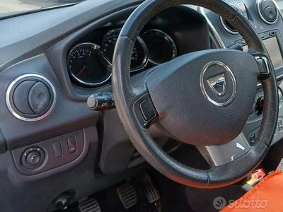 Usata Dacia Sandero 90 CV (66 kW) 2015 Bianco Monovolume