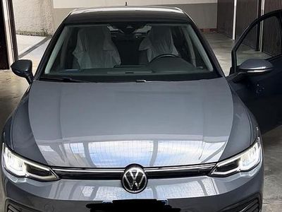 Usata VW Golf VIII 110 CV (80 kW) 2021 Grigio Berlina