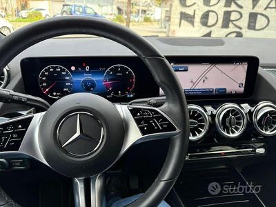 Usata Mercedes GLA200 150 CV (110 kW) 2023 Grigio SUV