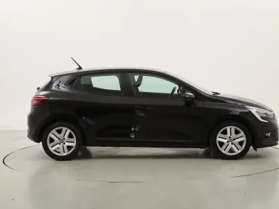 Usata Renault Clio Business 101 CV (74 kW) 2022 Neronero Utilitaria