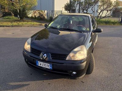 Usata Renault Clio II Authentique 58 CV (42 kW) 2005 Berlina
