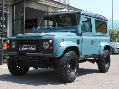 Usata Land Rover Defender 86 CV (63 kW) 1989 Bluazzurro SUV